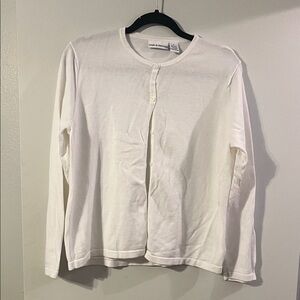 Croft & Barrow Cream Long Sleeve Button Down Cardigan